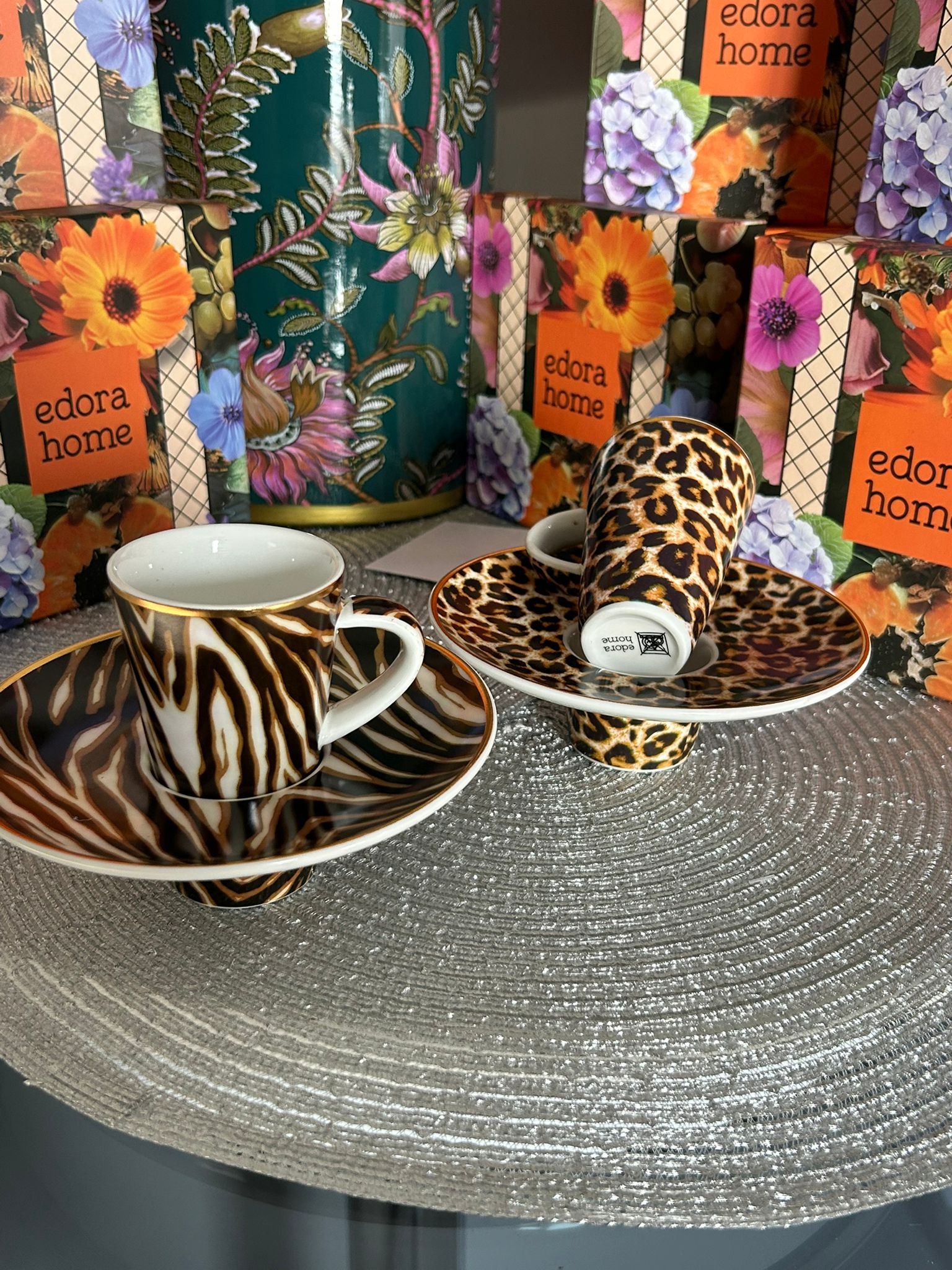 Türk Kahve Fincanı İçe Geçmeli Leopar Desenli 2 Kişilik 4 Parça