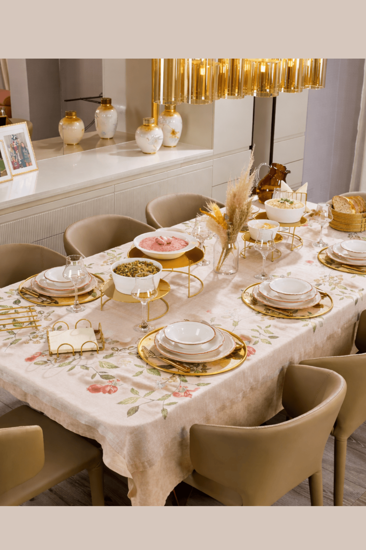 12-Piece Shiny Gold Round Charger Plate Placemat Presentation Base Hollow Stainless Metal