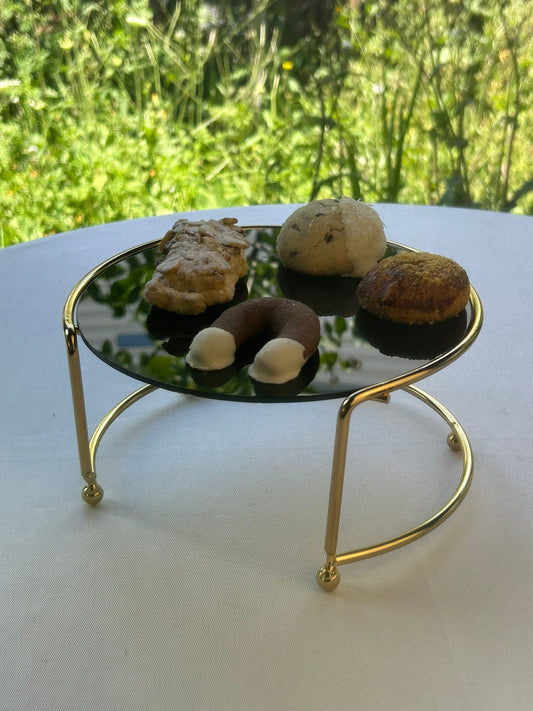 Altın renkli küçük boy metal sunumluk, dekoratif hediyelik