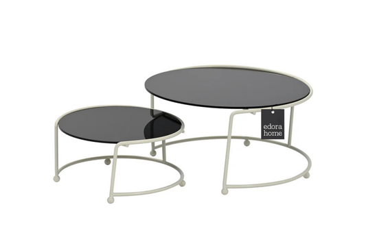 Bej renkte küçük ikramlık sunumluk – siyah pleksi tabanlı, dekoratif ve işlevsel ikram sunum çözümü