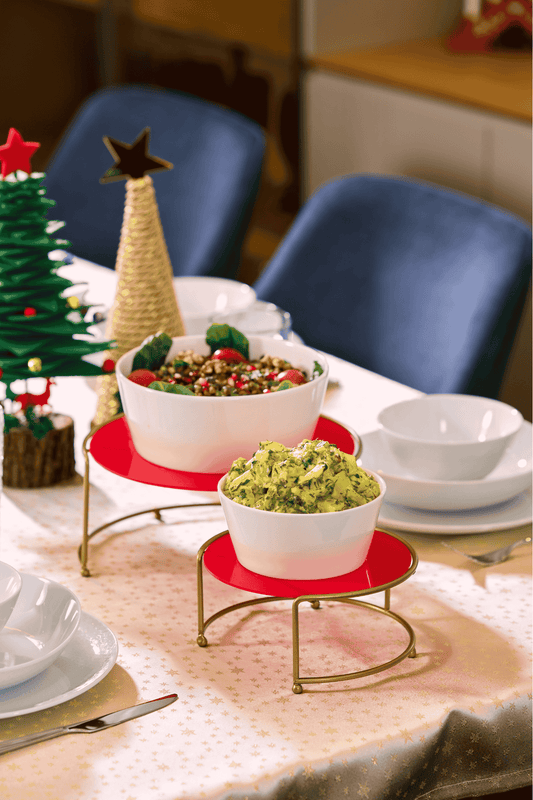 Gold renkli küçük boy 2’li metal sunumluk seti – kırmızı pleksi tabanlı zarif ve şık dekoratif ikramlık ürünü