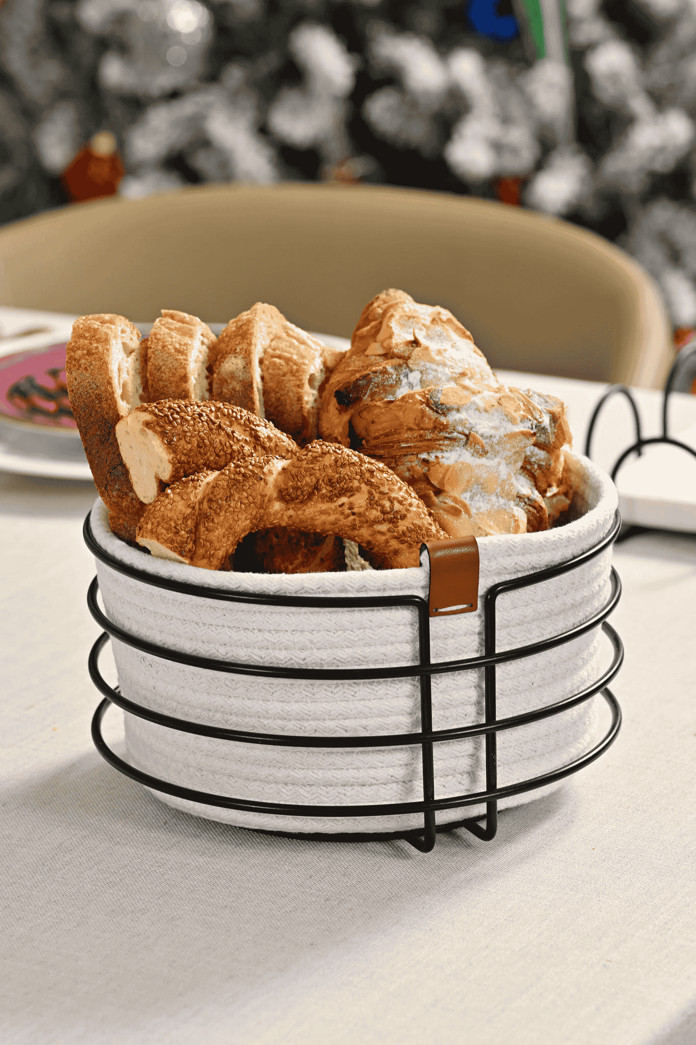 Mat Siyah Yuvarlak Ekmek Sepeti Şık,Ekmeklik Beyaz Hasır Örmeli Makrome-Çok Amaçlı Metal Paslanmaz