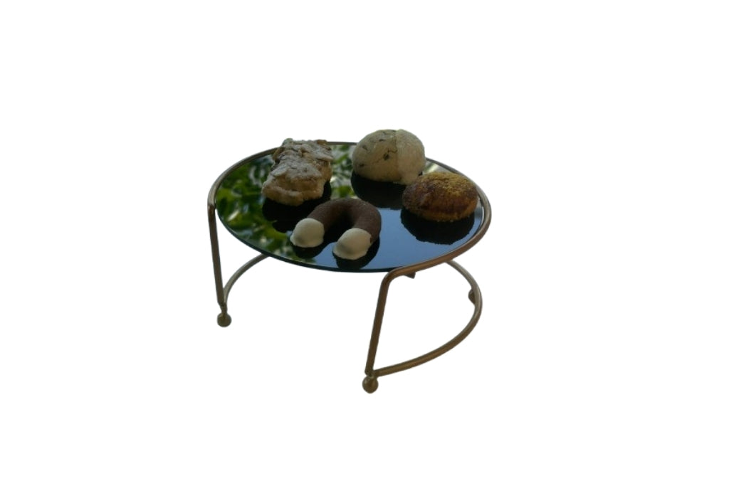 Paslanmaz metal ve pleksi şeffaf kapaklı ikramlık sunumluk