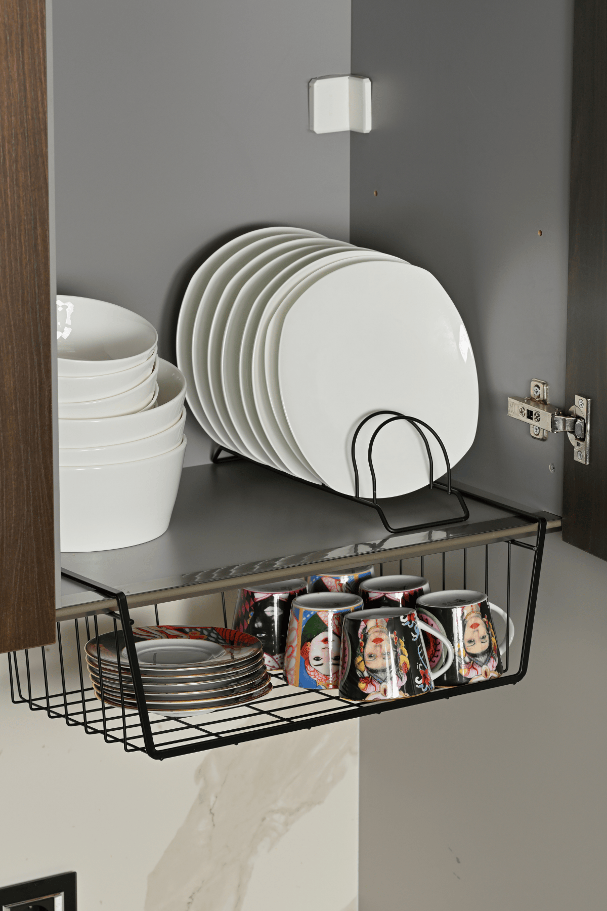 Siyah raf altı takılabilir kanguru sepet – mutfak bardak rafı ve çok yönlü düzenleyici organizer